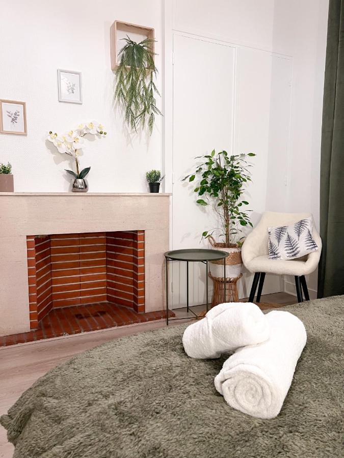 Apartament Le Jardin Secret D'Amiens Hypercentre Cathedrale, Parking Zewnętrze zdjęcie